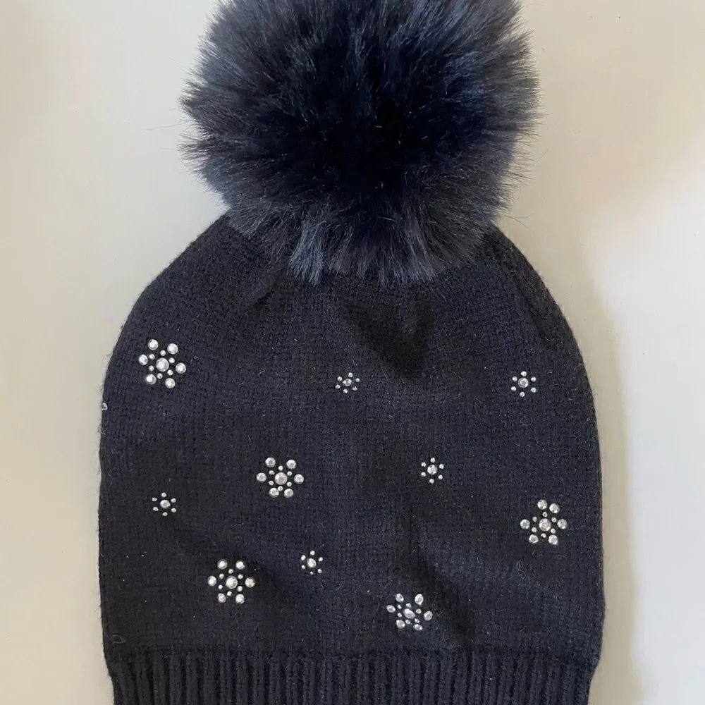 NWOT Stocking Caps - Picture 2 of 6